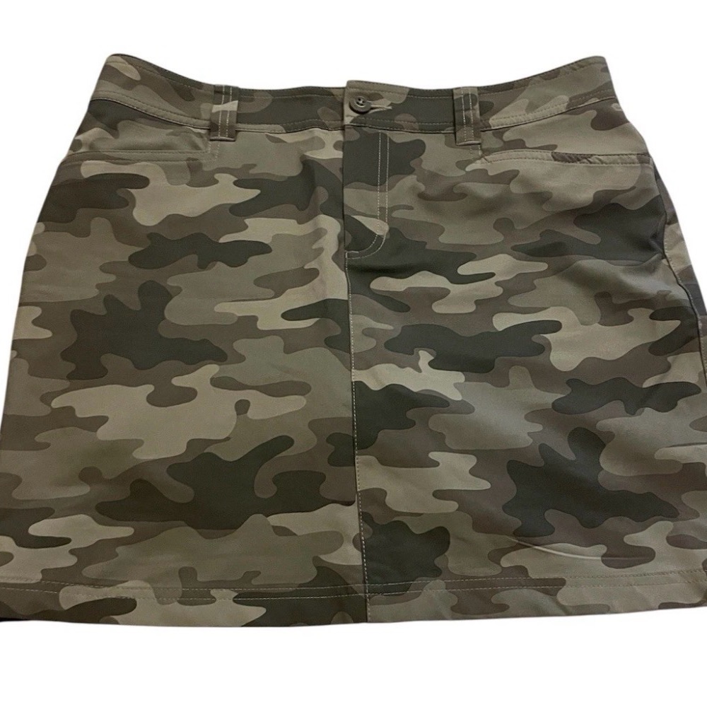 Eddie Bauer Women's Adventurer 2.0 Skort in a green camouflage- 6